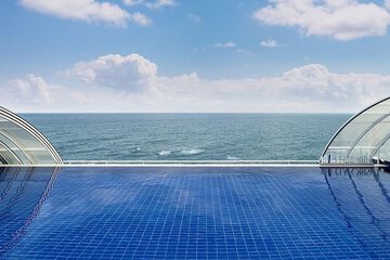 Rooftop pool