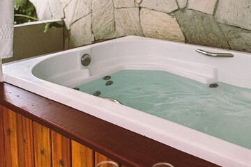 Private spa tub