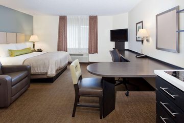 Room 6 of 20