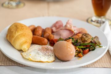 Breakfast meal