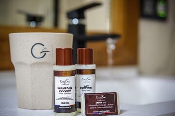 Room amenity
