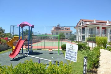 Tennis court