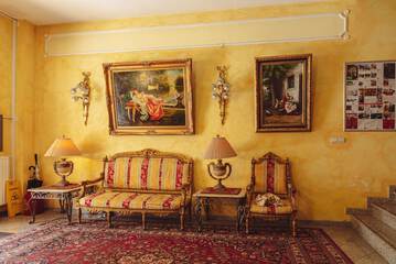 Lobby sitting area