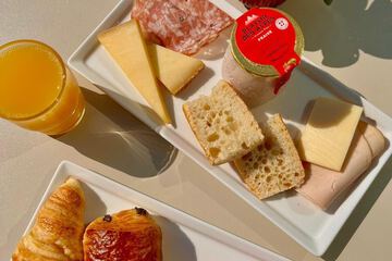 Breakfast meal