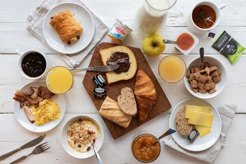 Breakfast buffet