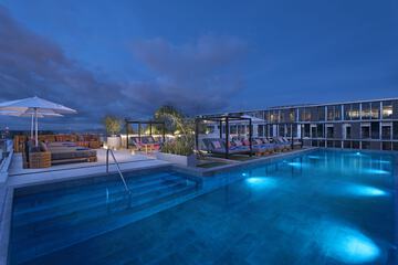 Rooftop pool