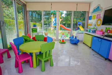 Children's play area - indoor