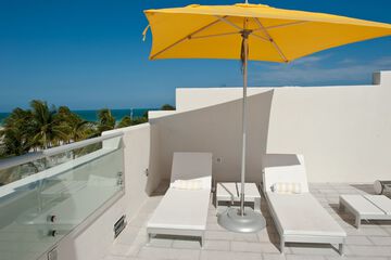 Sundeck