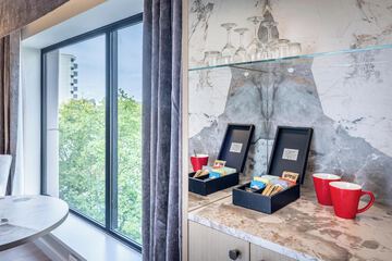 Room amenity