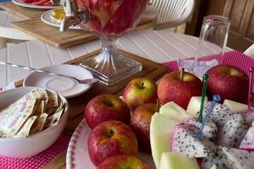 Breakfast meal