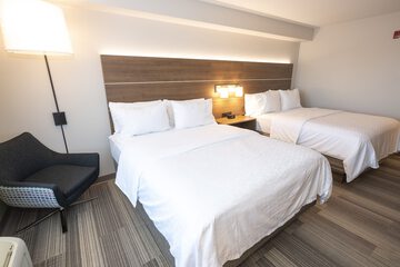 Room 20 of 33