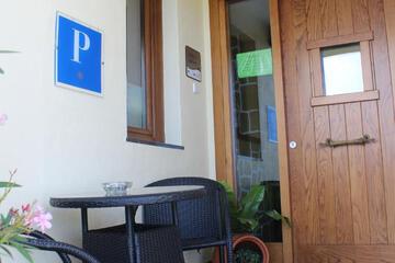 Photo 33