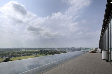 Infinity pool