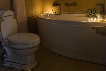 Private spa tub