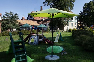 Children's play area - outdoor