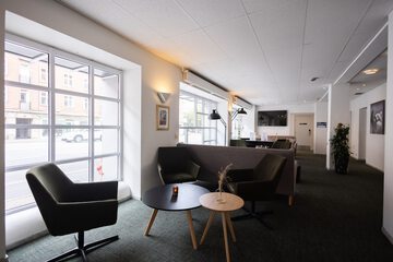 Lobby sitting area