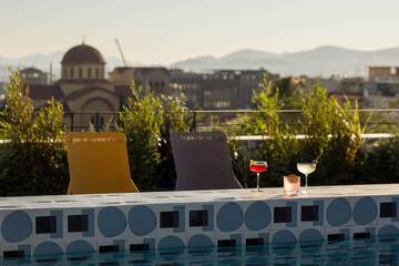 Rooftop pool
