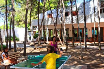 Children's play area - outdoor