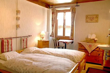 guest_rooms
