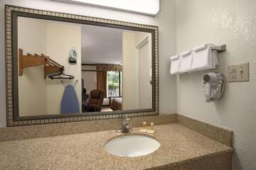 Photo 29