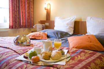 Room service - dining