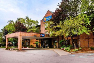 Comfort Inn Livonia
