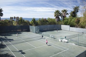 Tennis court