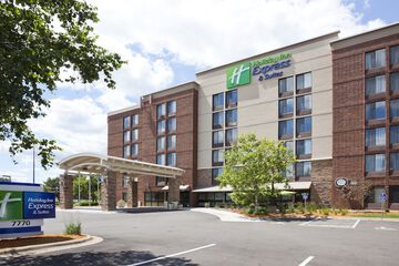 Holiday Inn Express & Suites Bloomington - MPLS Arpt Area W by IHG