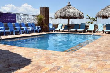 Rooftop pool