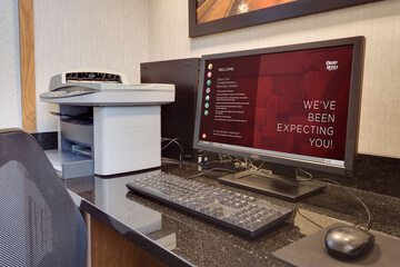 Business Center 31 of 31