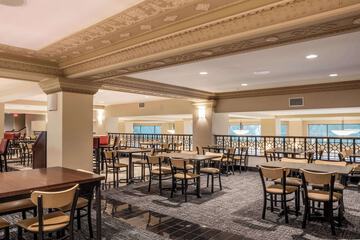 Breakfast/Coffee Service 92 of 120