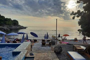 Beach bar