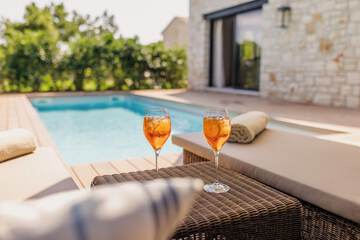 Private pool