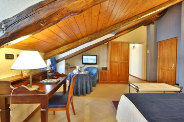 Children's theme room