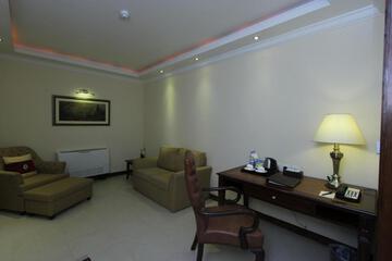 Photo 32