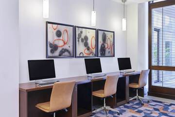 Business Center 33 of 38