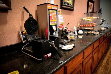 Breakfast/Coffee Service 39 of 42