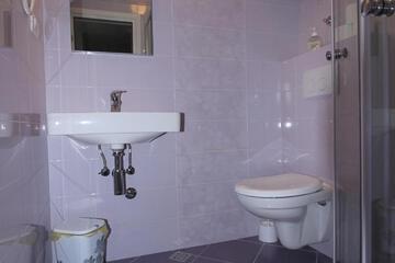 Photo 56