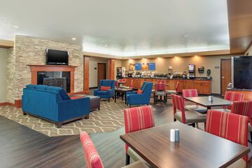 Breakfast/Coffee Service 25 of 25