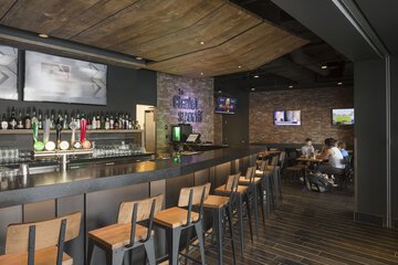 Sports bar