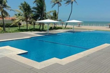 Infinity pool