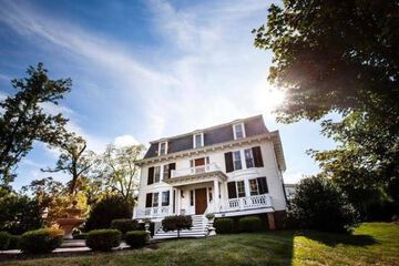 Chestnut Hill Bed & Breakfast