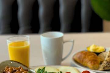 Breakfast meal