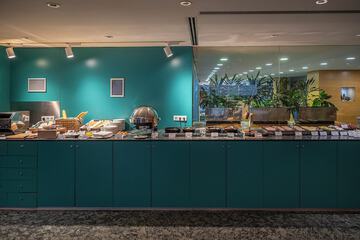 Breakfast buffet