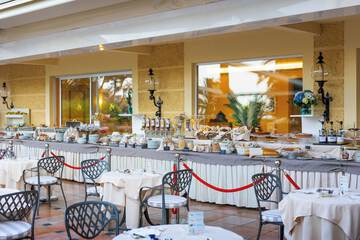 Breakfast buffet
