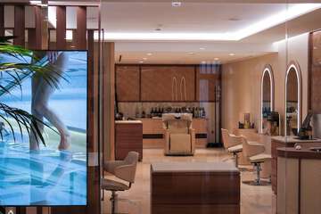 Hair salon