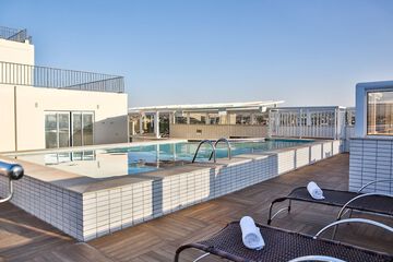Rooftop pool