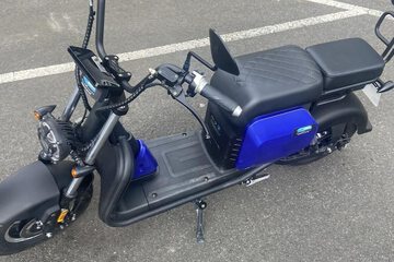 Scooter/moped