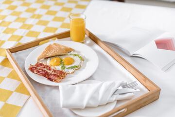 Room service - dining