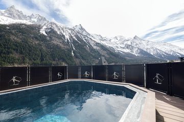 Rooftop pool